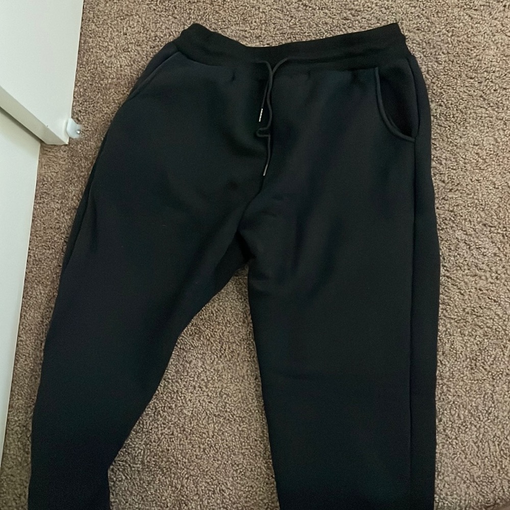 Fuzzy black sweatpants never worn